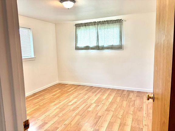 5th image of 5814 Renton Ave S