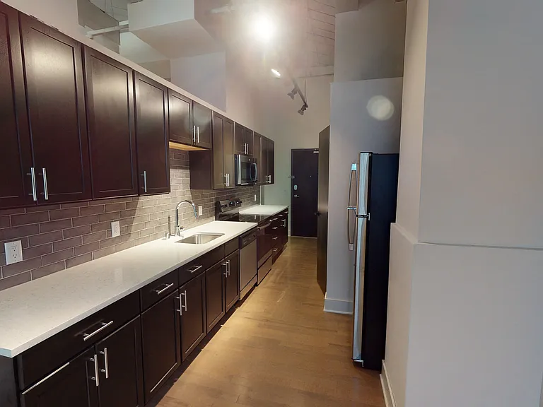 Maxwell Lofts — Photo 48