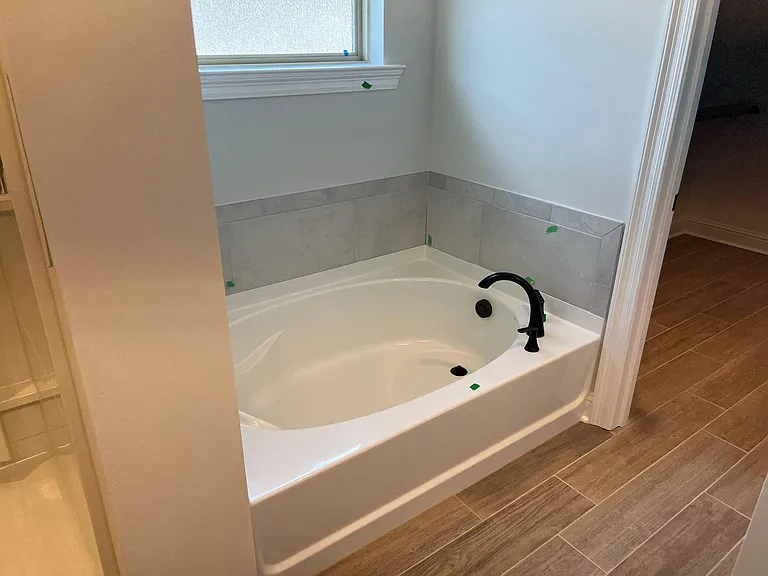 Master bathtub