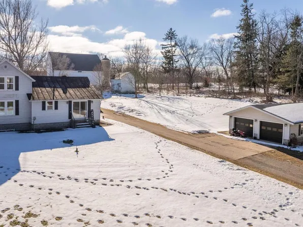 9027 COUNTY ROAD GG, Almond, WI 54909