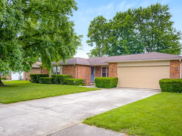 3235 Flintwood Dr, Columbus, IN 47203