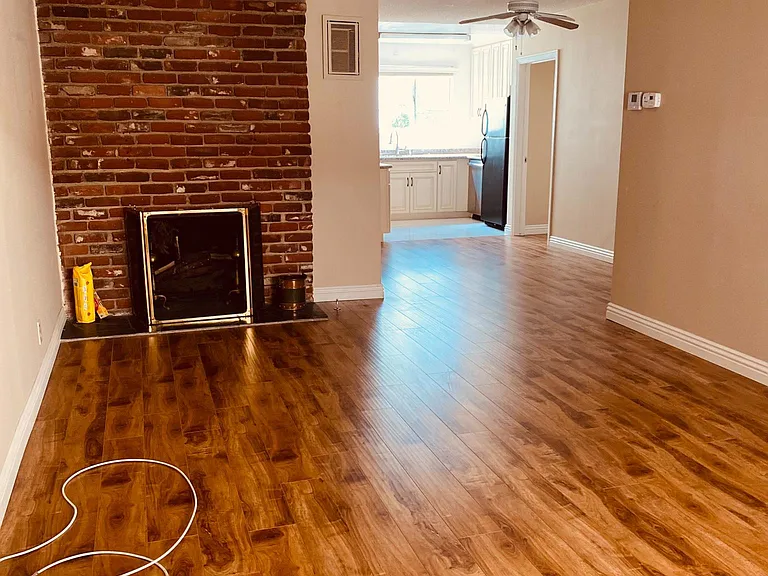 343 W Dryden St #B — Photo 8