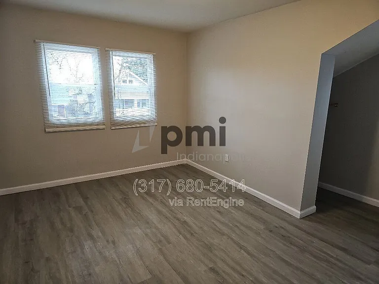 403 Wallace Ave — Photo 14