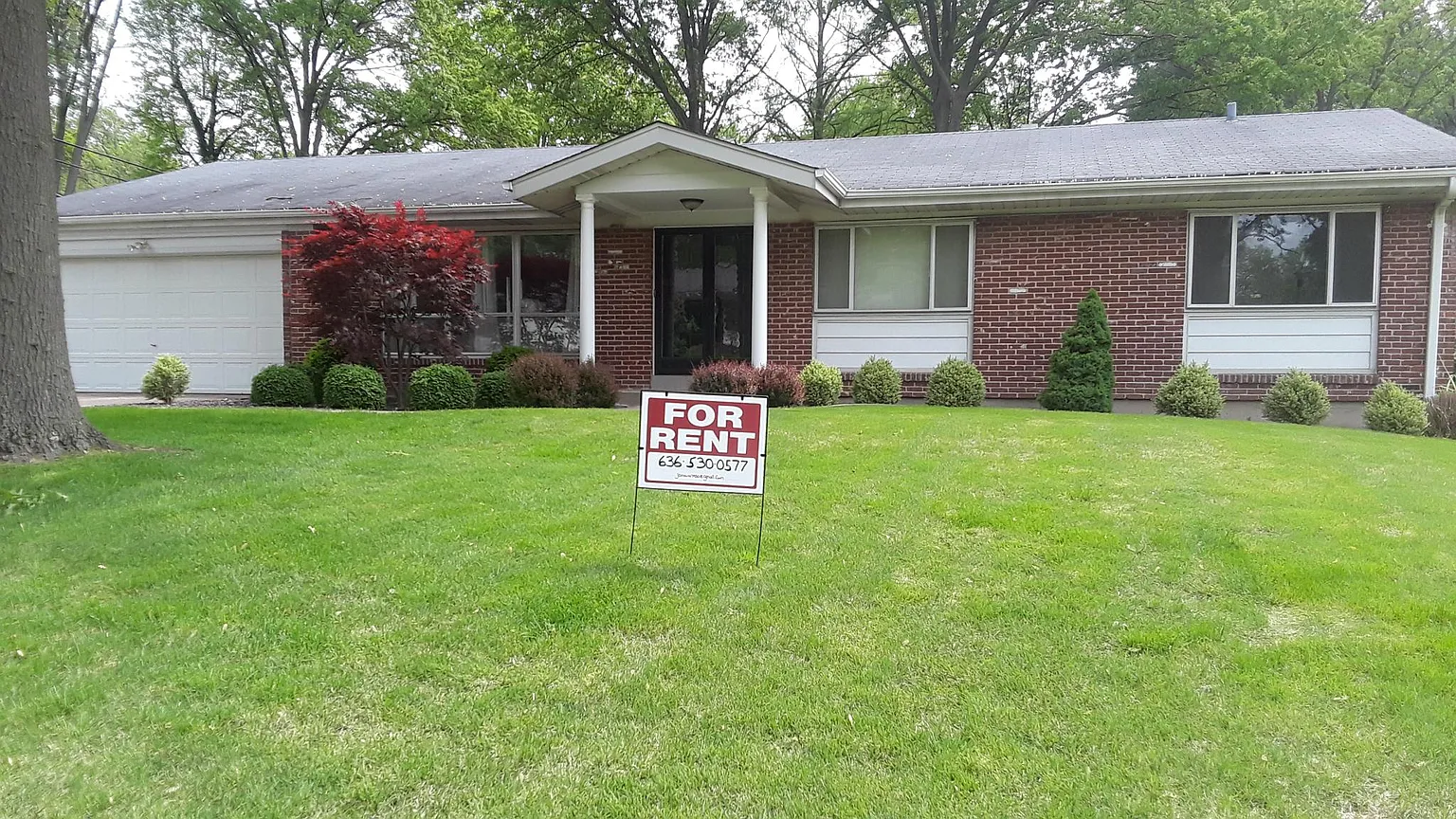 800 Ariege Dr photo 1