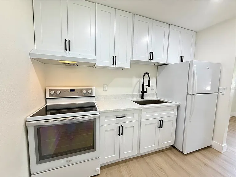 5100 Picadilly Circus Ct #12 — Photo 10