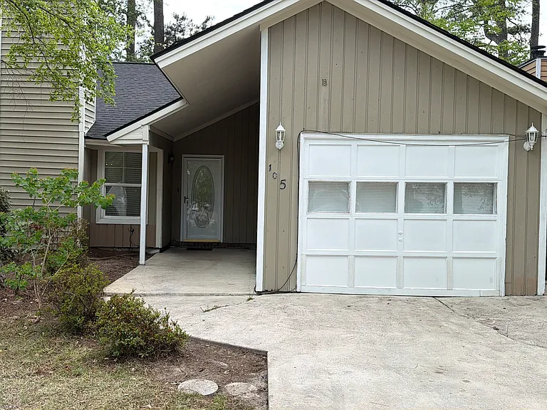 105 Sugar Mill Dr — Photo 1