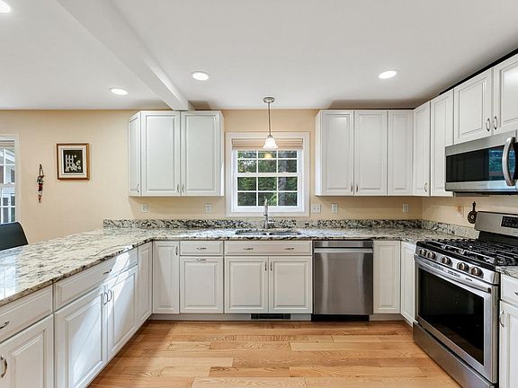 2nd image of 4 Baker Lane