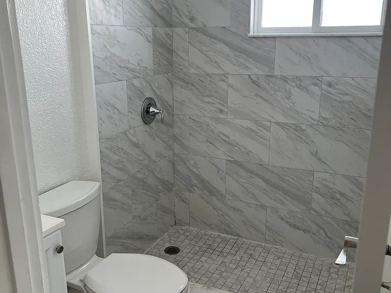 2321 3rd Ave N #2 — Photo 7