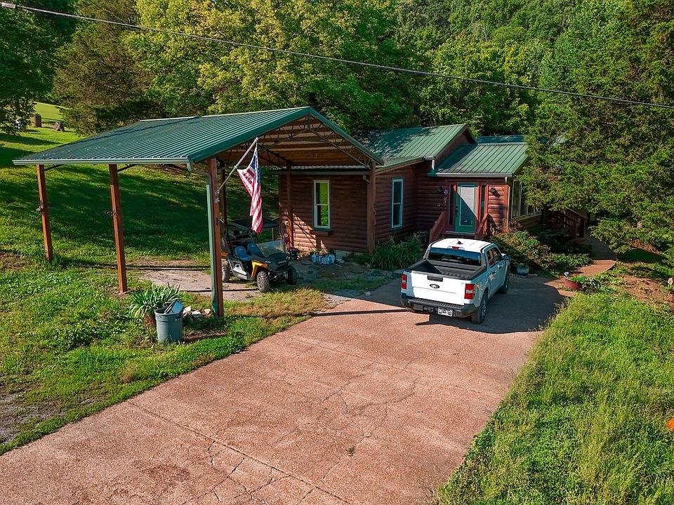 1st image of 424 Forrester Hollow Ln