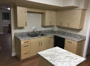 36 Cowan St, Pittsburgh, PA 15211