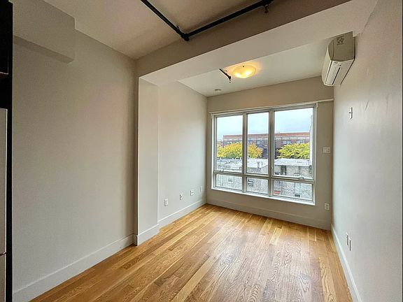 4th image of 885 Dekalb Ave #603