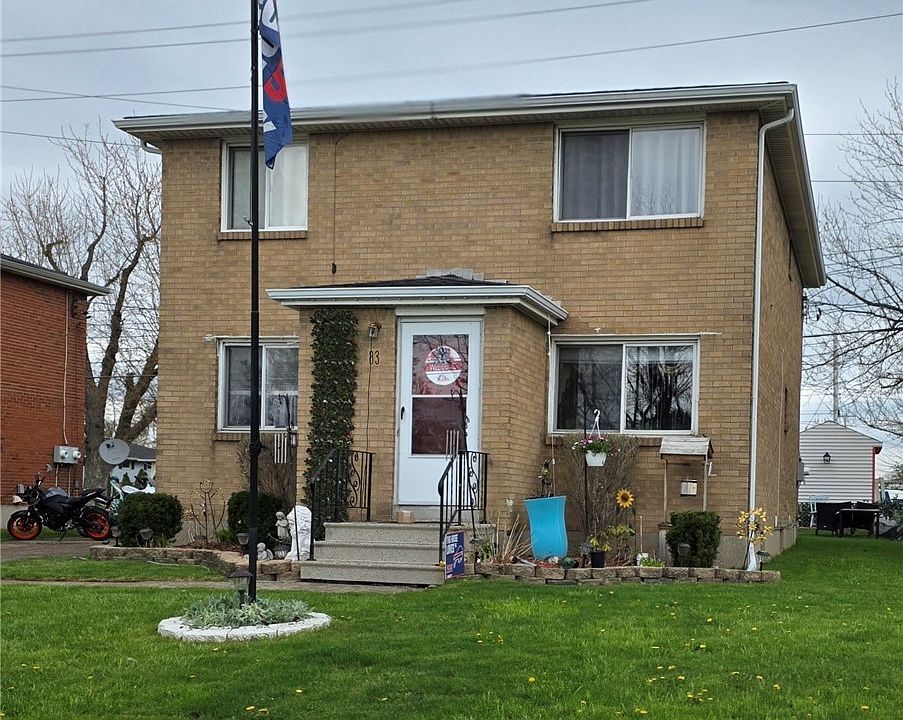 1st image of 83 Sable Palm Dr