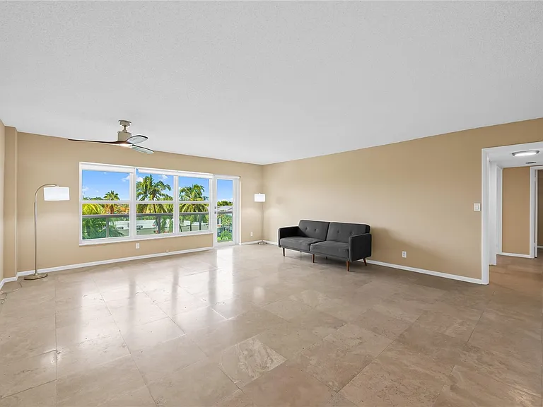 3900 Galt Ocean Dr #309 — Photo 1