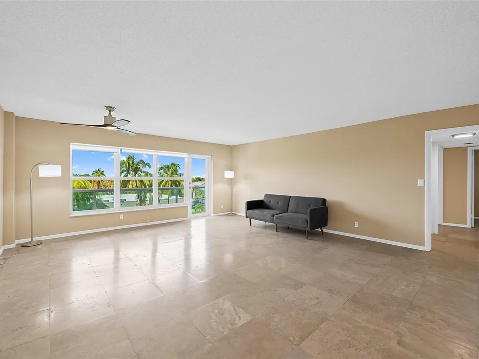 3900 Galt Ocean Dr #309