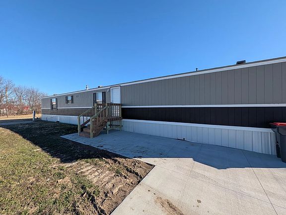 2nd image of 1010 Reservation Rd #B05