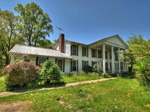1997 Roberts Ridge Rd, Ellijay, GA 30540