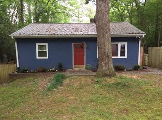 119 Barclay Rd, Chapel Hill, NC 27516