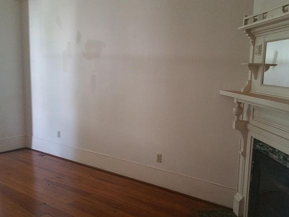Fireplace (non-functional) in Living room