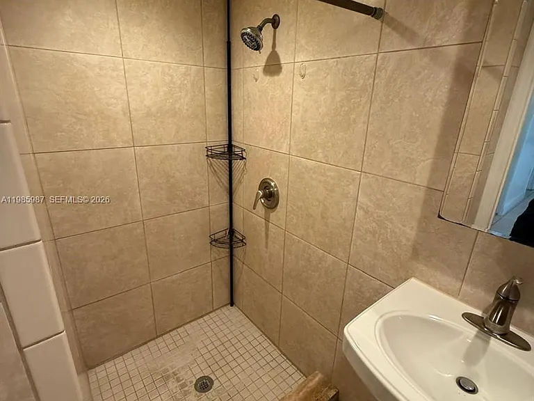 633 Mokena Dr #2 — Photo 4
