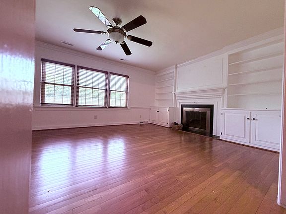 Beautiful living room and fireplace