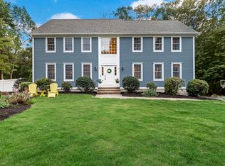 53 Old Cart Way, North Andover, MA 01845