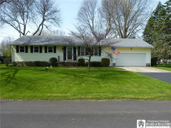 73 Otter St, Dunkirk, NY 14048
