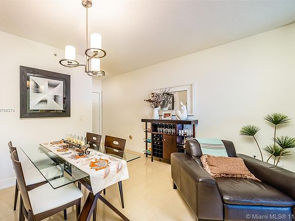 4th image of 117 NW 42nd Ave APT 1008