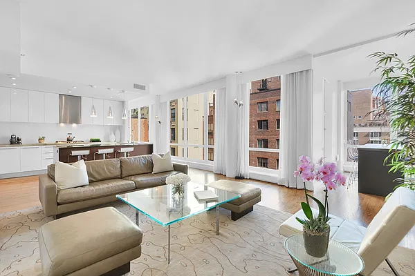Sold by Compass | media 1