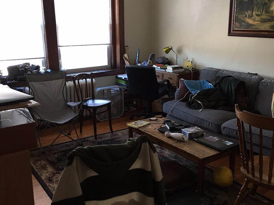 2nd image of 12 Gardner St #40