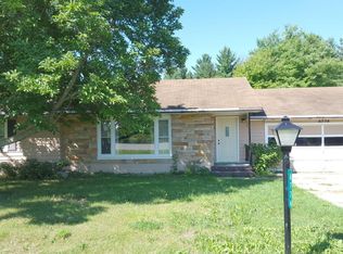 6774 Pipestone Rd, Eau Claire, MI 49111
