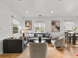 3320 Barham Blvd, Hollywood, CA 90068