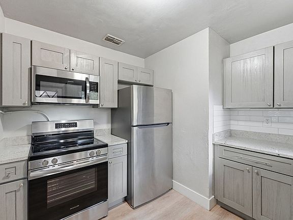 3rd image of 1414 E Muriel St