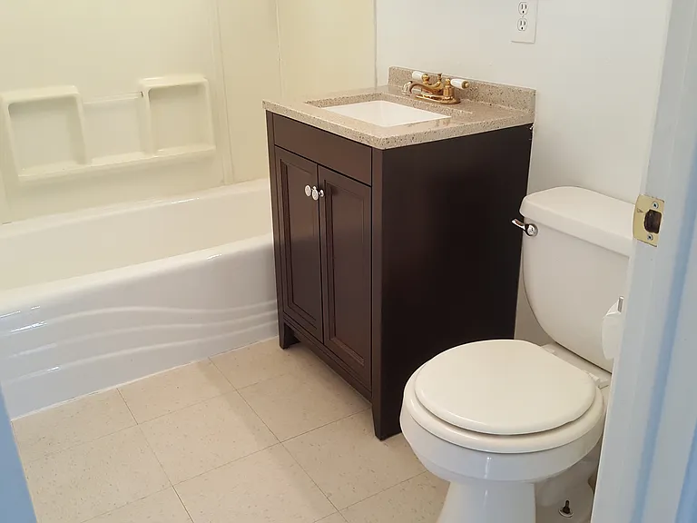 2843 S Quitman St — Photo 3