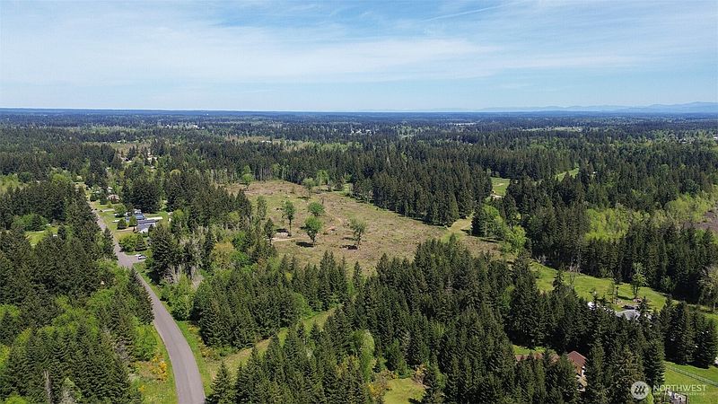 2nd image of 15138 Champion Estate Drive SE