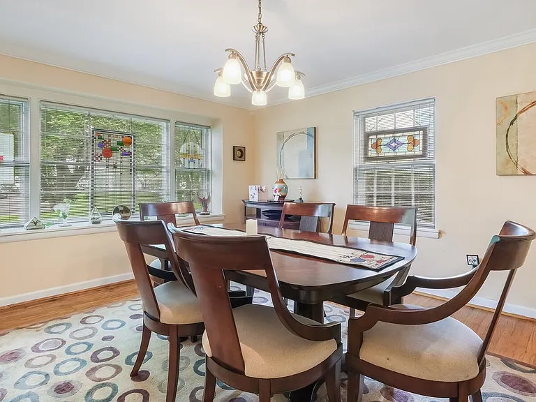 646 Green Briar Rd — Photo 7