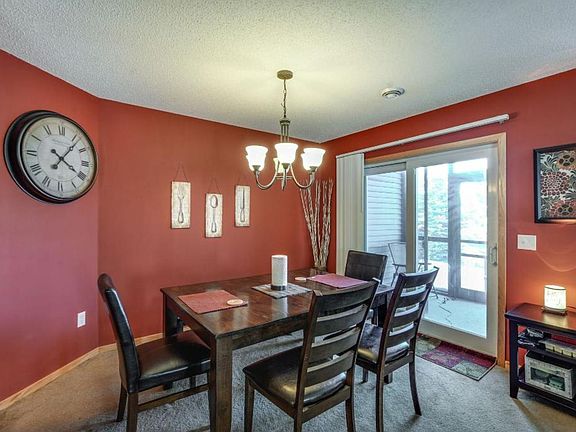 4th image of 22295 Cameo Ct