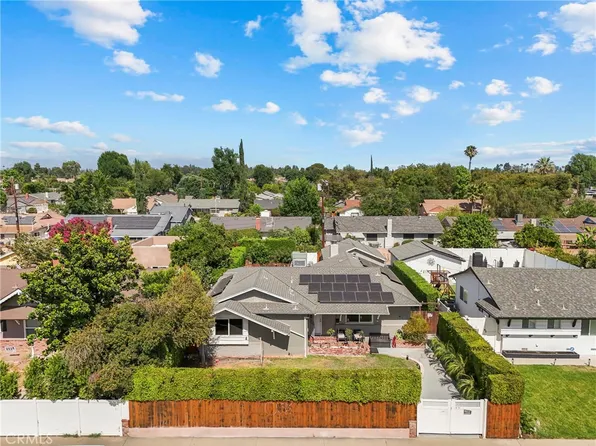 7032 Fallbrook Ave, West Hills, CA 91307