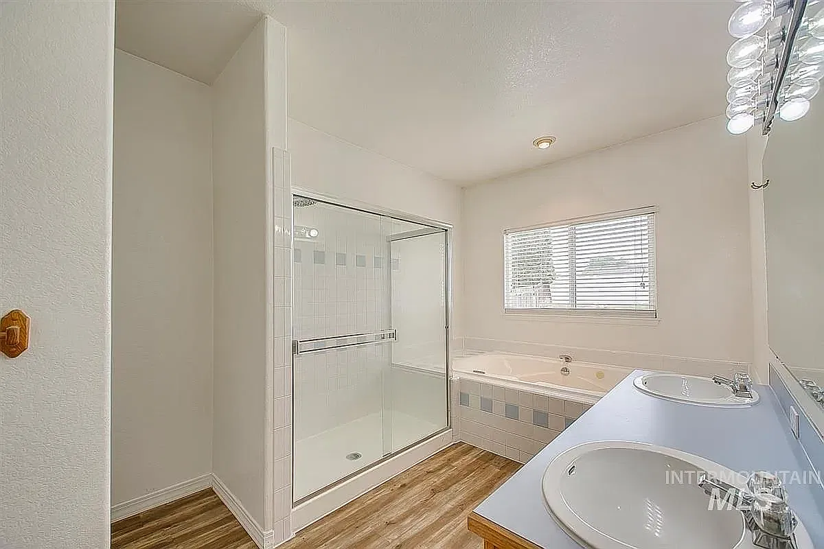 3 bed, 1644 sqft, $2,600 — Photo 4