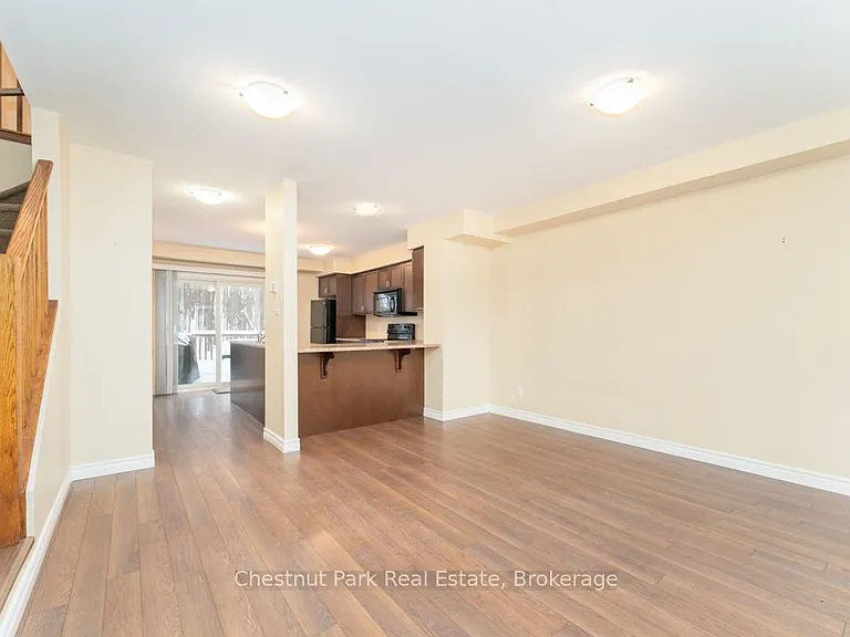 37 Silver St #16 — Photo 6