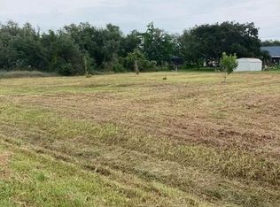 1036 Redwood Ave, Rockport, TX 78382