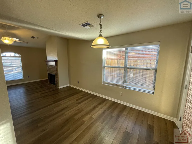 4416 SW Hickory Ln — Photo 10