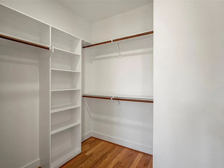 6320 Del Rio St — Photo 33