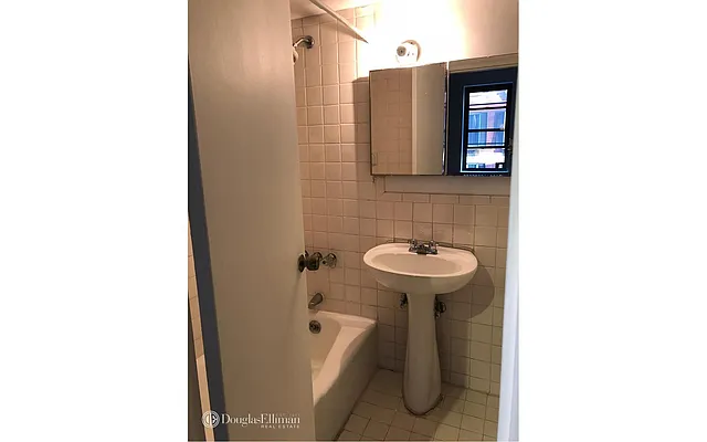 Rented by Douglas Elliman | media 9