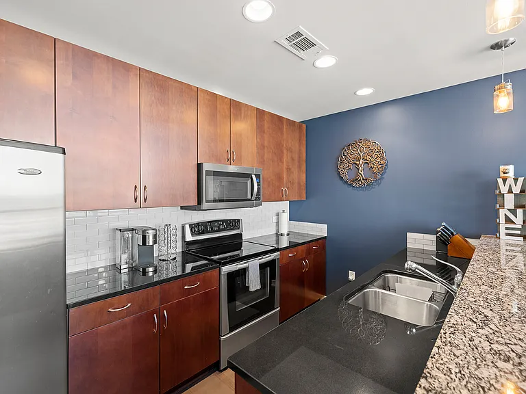 777 N Ashley Dr #2611-2611-2611 — Photo 24