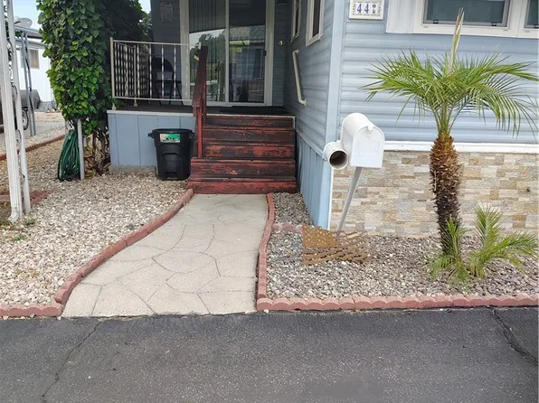 1255 Amethyst St #44, Mentone, CA 92359