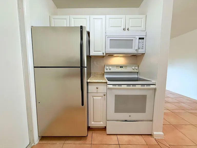 3741 SW 1st St #6 — Photo 4