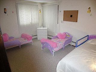 5th image of 9428 Lawrence Ct APT 1-S
