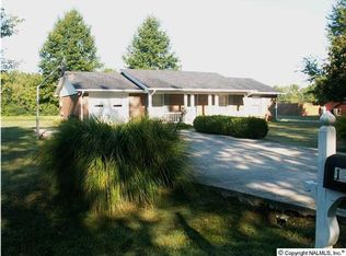 15645 Gordon Rd, Athens, AL 35611