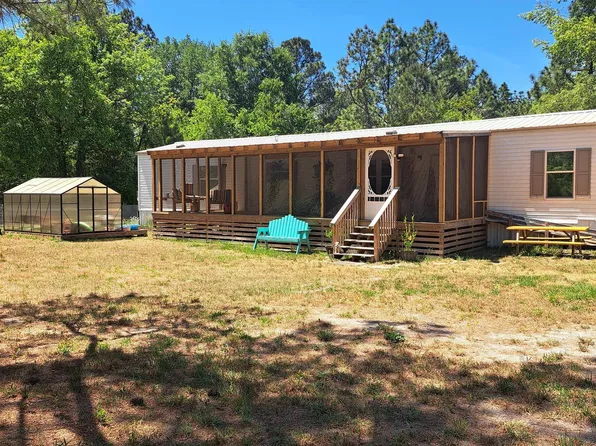 270 Migrant Camp Rd, Batesburg, SC 29006
