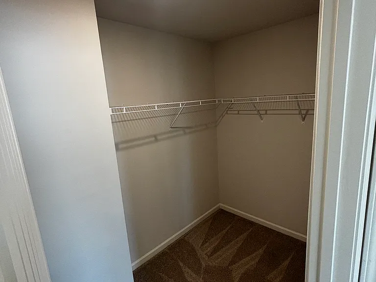 300 Stoneybrook Dr — Photo 25